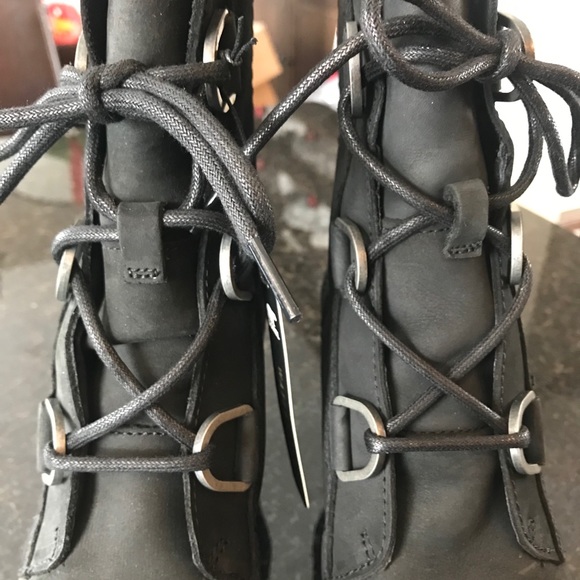 New Sorel Women's Joan of Arctic Wedge II Boot, Black Wedge Booties, Ankle Boots - Picture 4 of 14